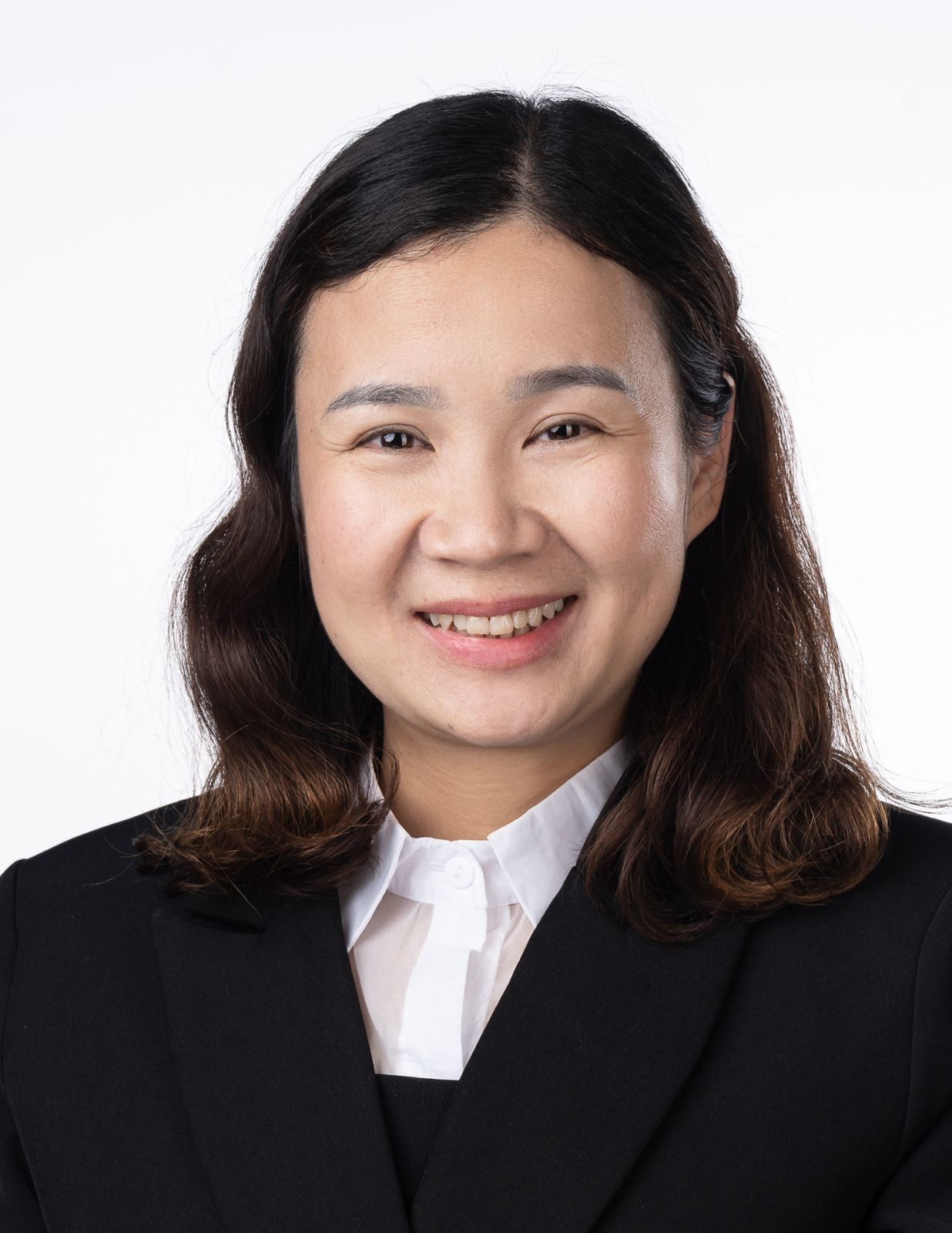 Hannah Han, Immigration Administrator